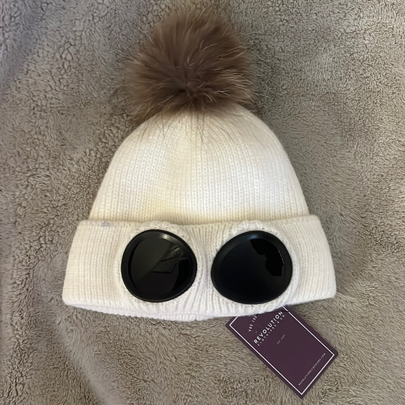 Revolution clothiers and co toboggan with ski goggles built in. Cream fur puff. - Picture 1 of 4